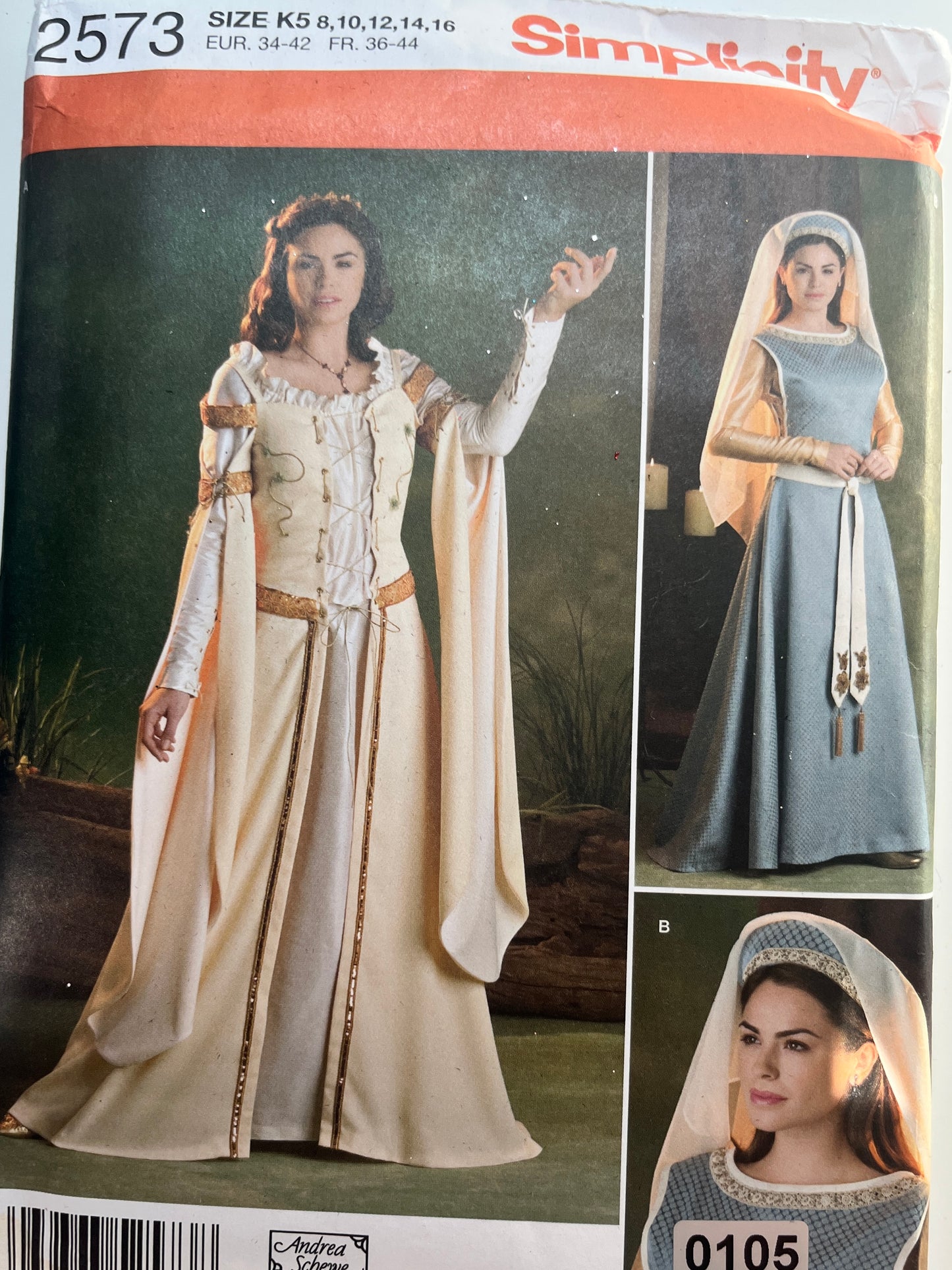 Simplicity 2573 Uncut Pattern