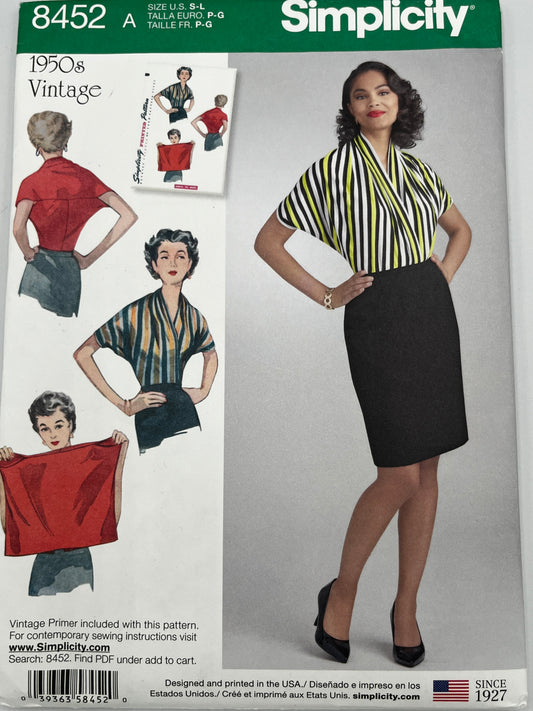 Simplicity 8452, Uncut Pattern