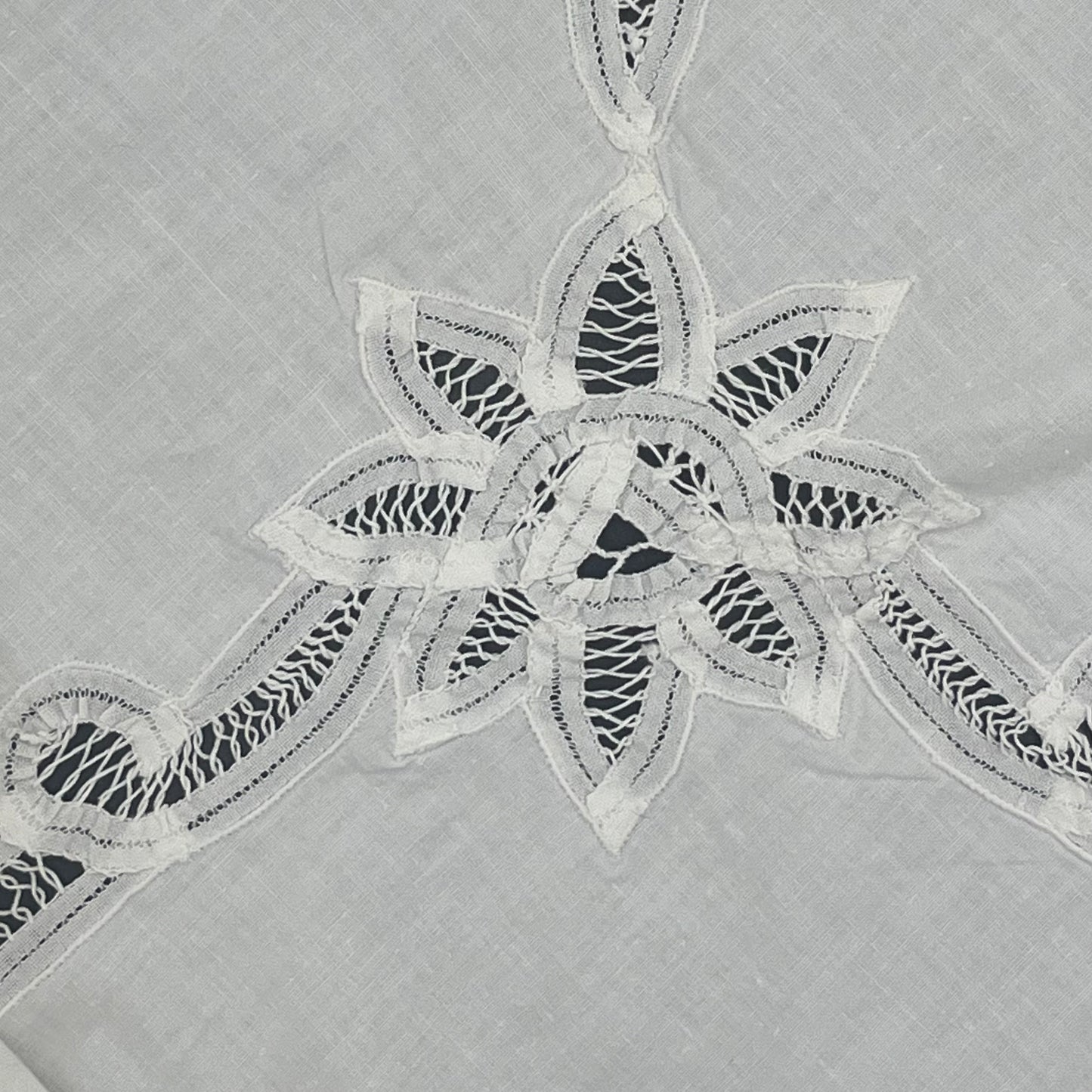 Battenburg Lace Tablecloth 42x42