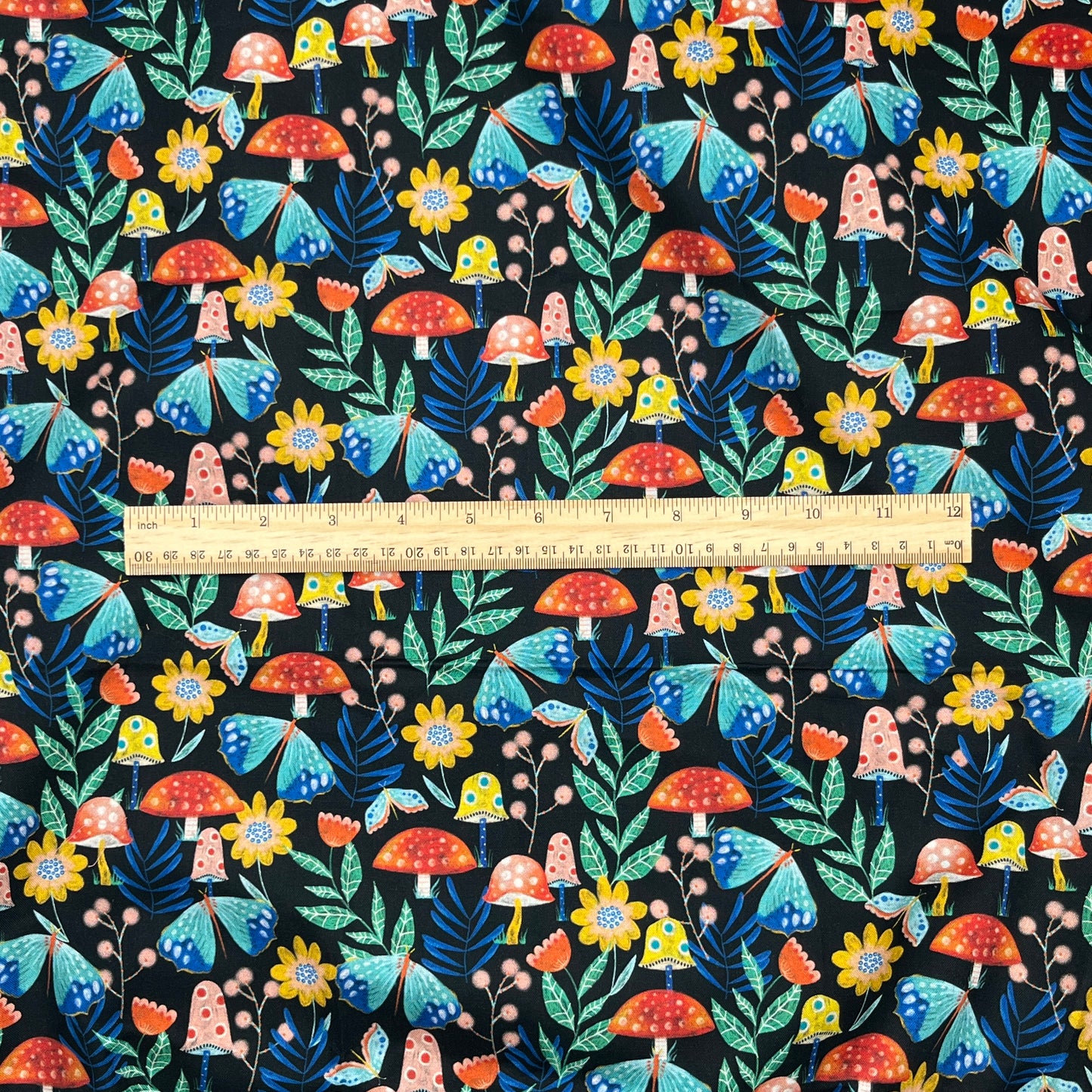 1 Yard Vintage Mushrooms, Quilting Cotton