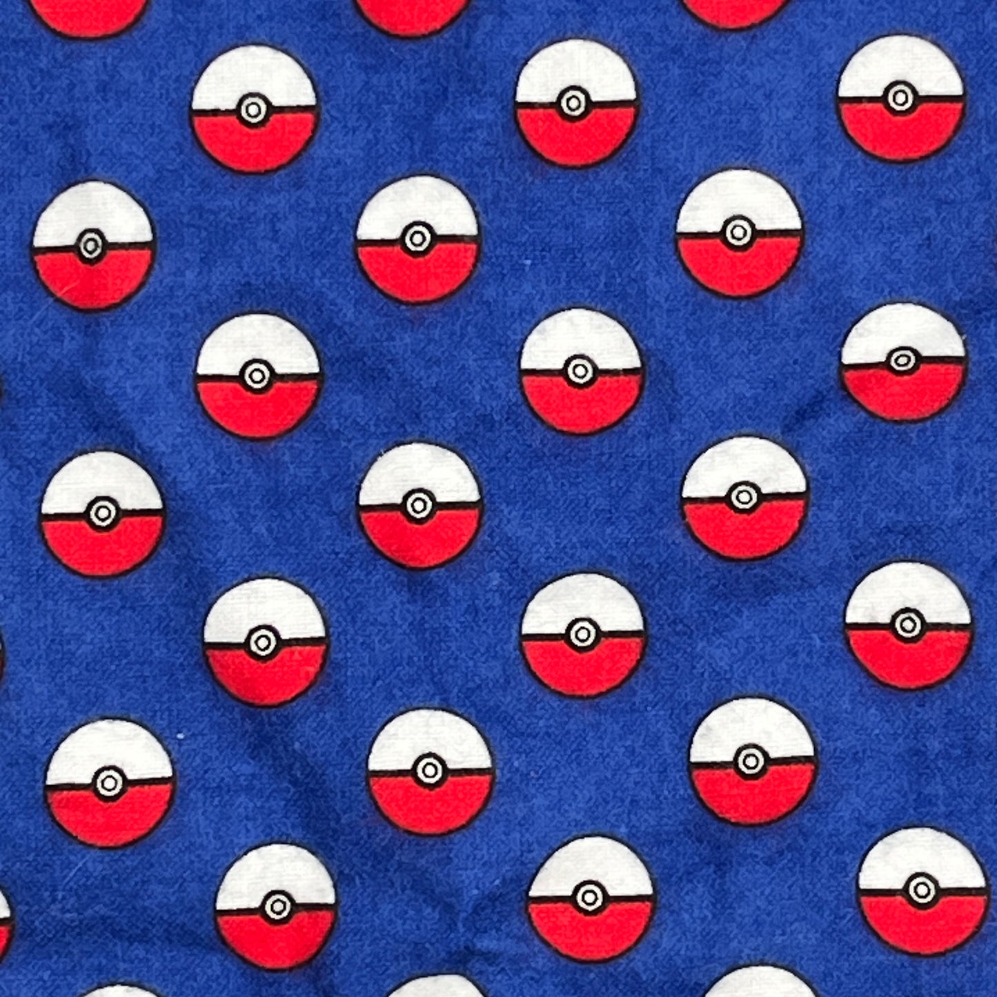 1 1/3 Yard Robert Kaufman Poké Ball Print Flannel, Cotton