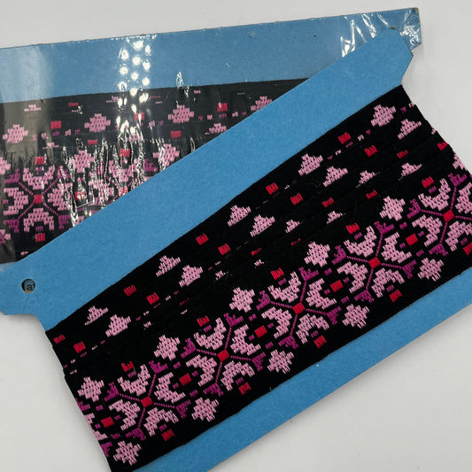 2 packages, 4 Total Yards, Trim