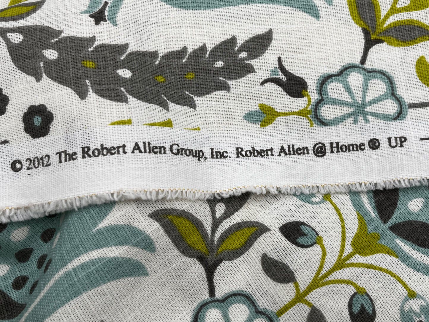 1.8 Yards Robert Allen Group Home, Cotton Linen
