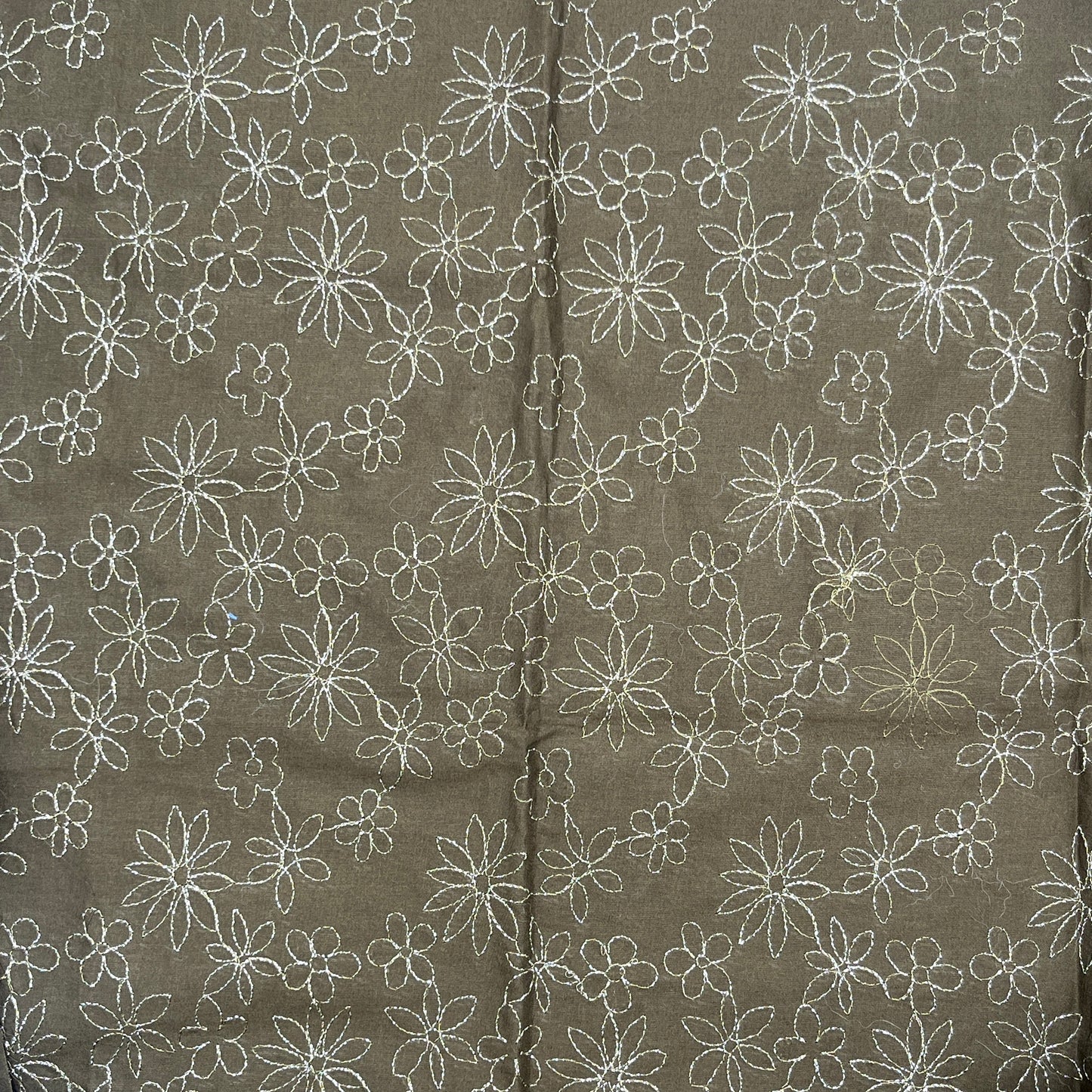 2/3 Yard Lightweight Cotton with Sparkle