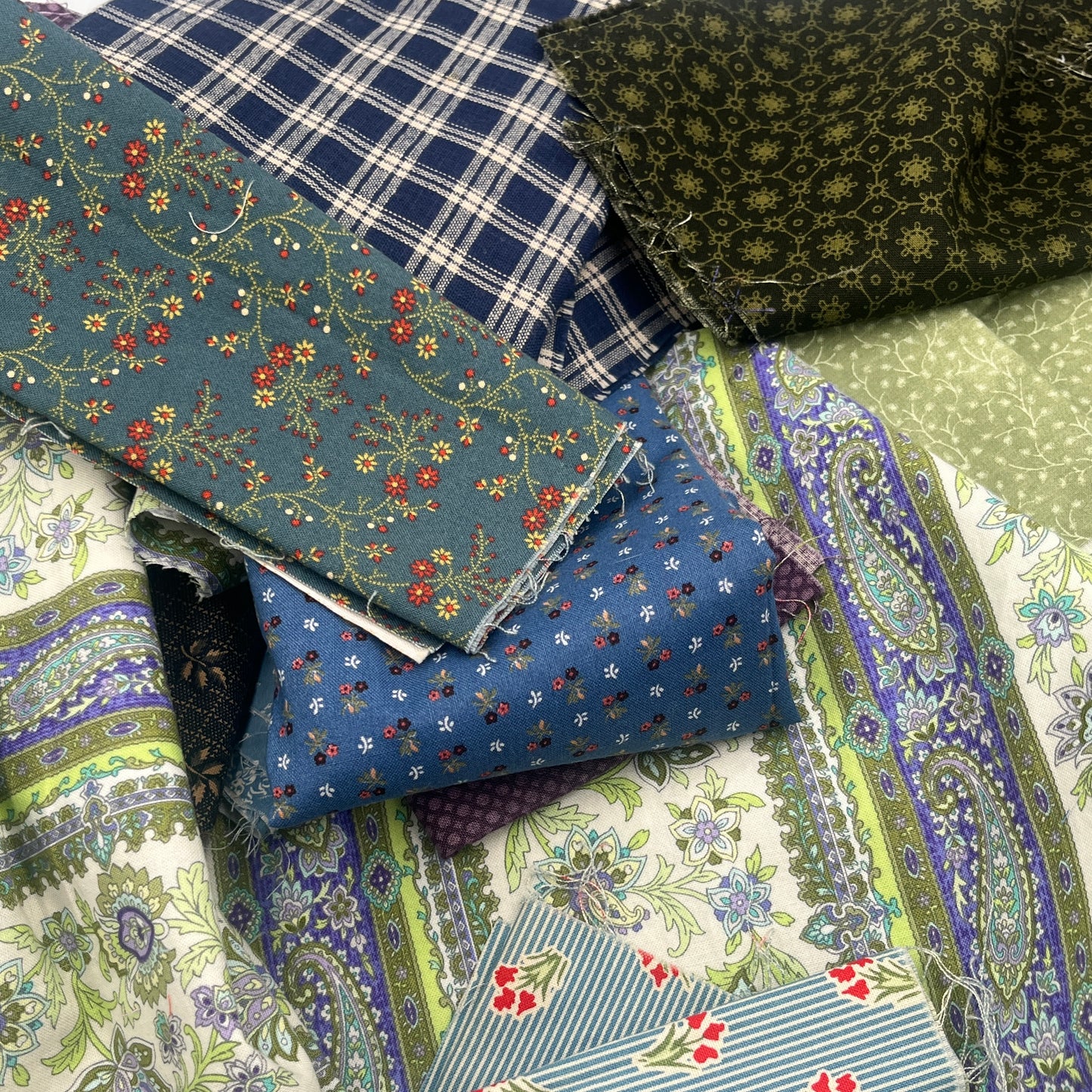 Scrap Bundle: Blue, Green & Purple Garden – 20oz