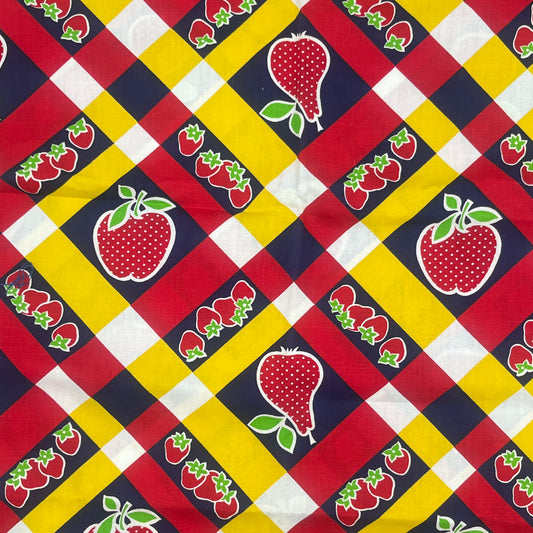 9/10 Yard Retro Picnic Plaid, Strawberries & Apples, Quilting Cotton