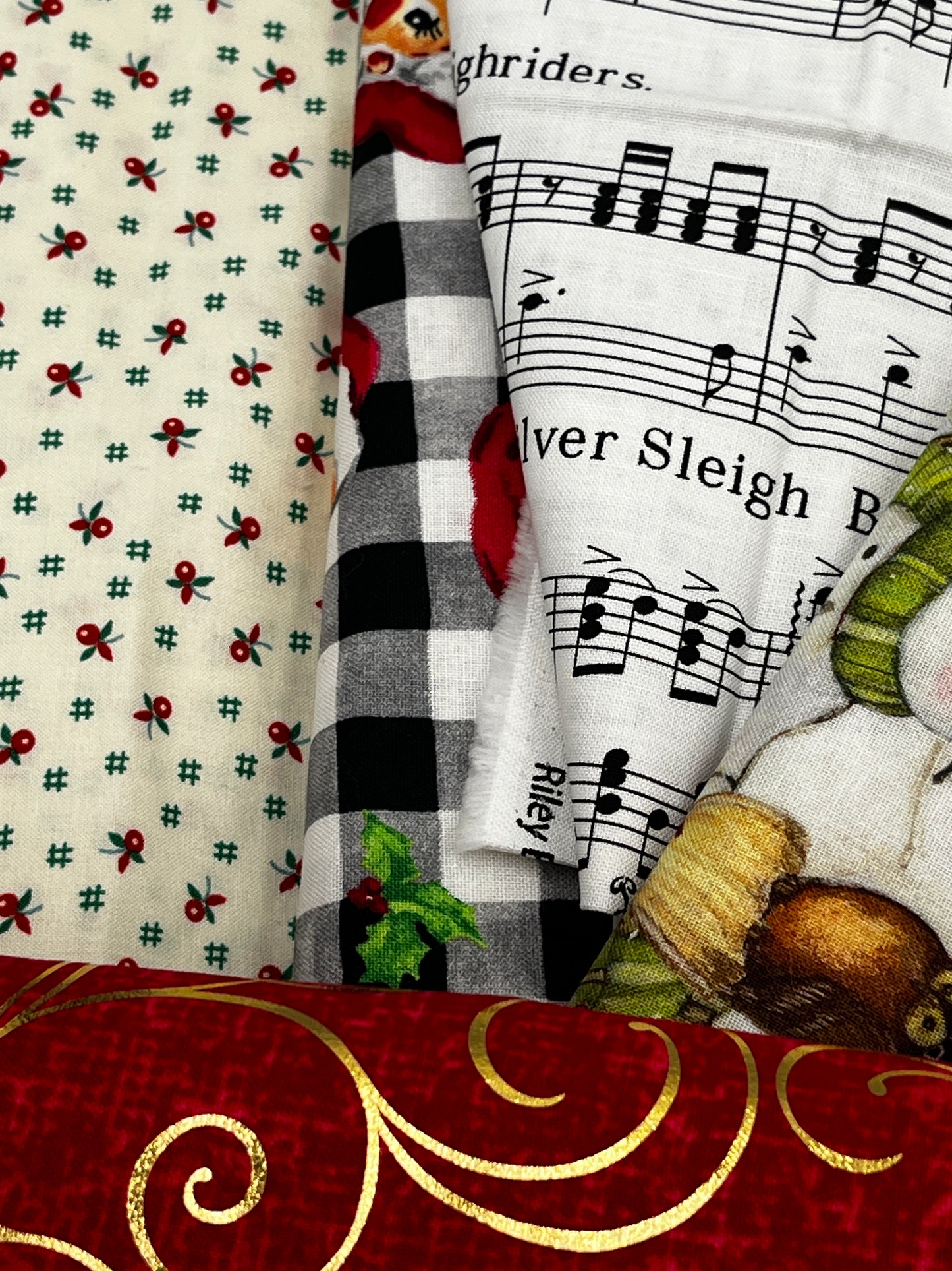 BIG Christmas Lot, 6+ Yards Premium Quilting Cotton