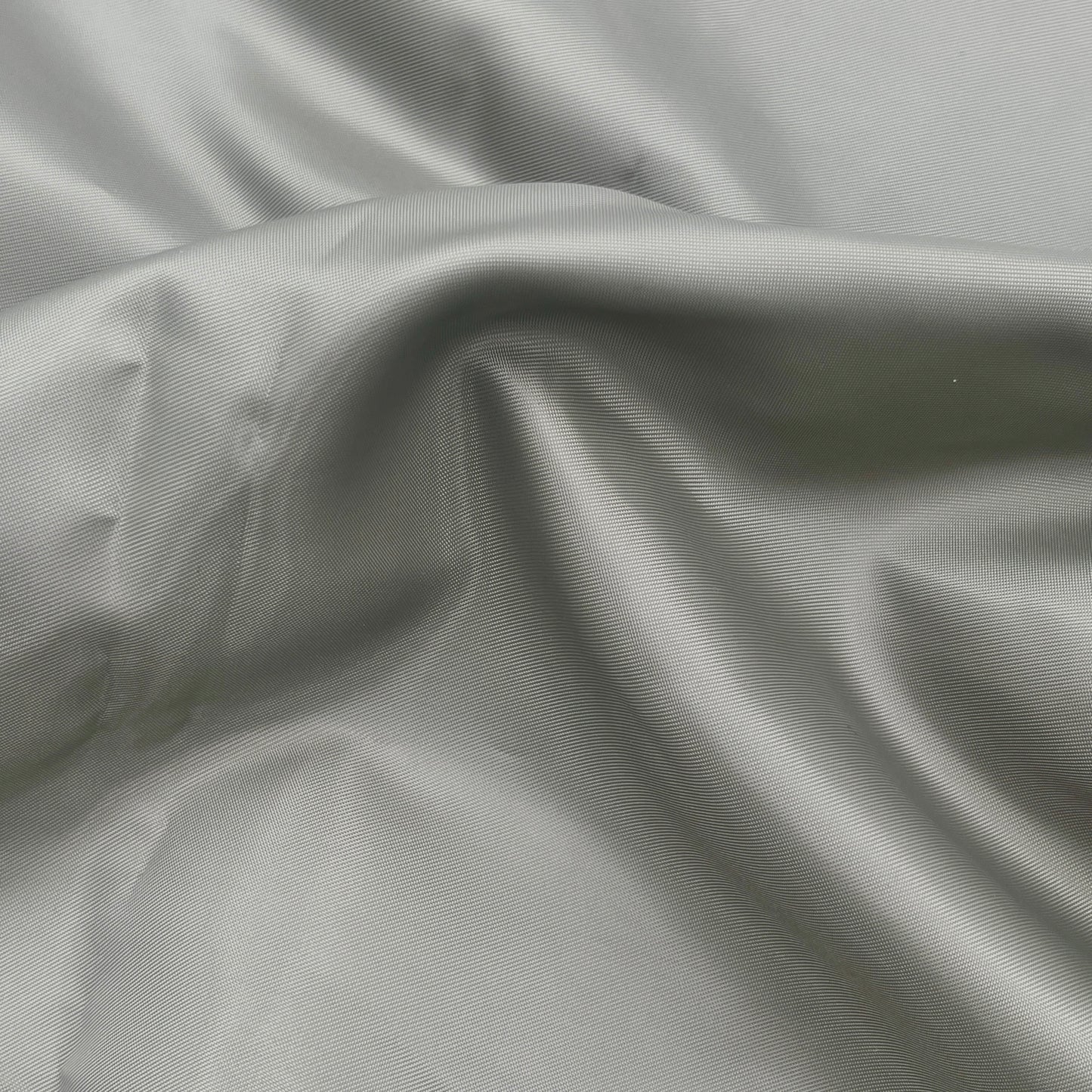 2 Yards Poly Lining