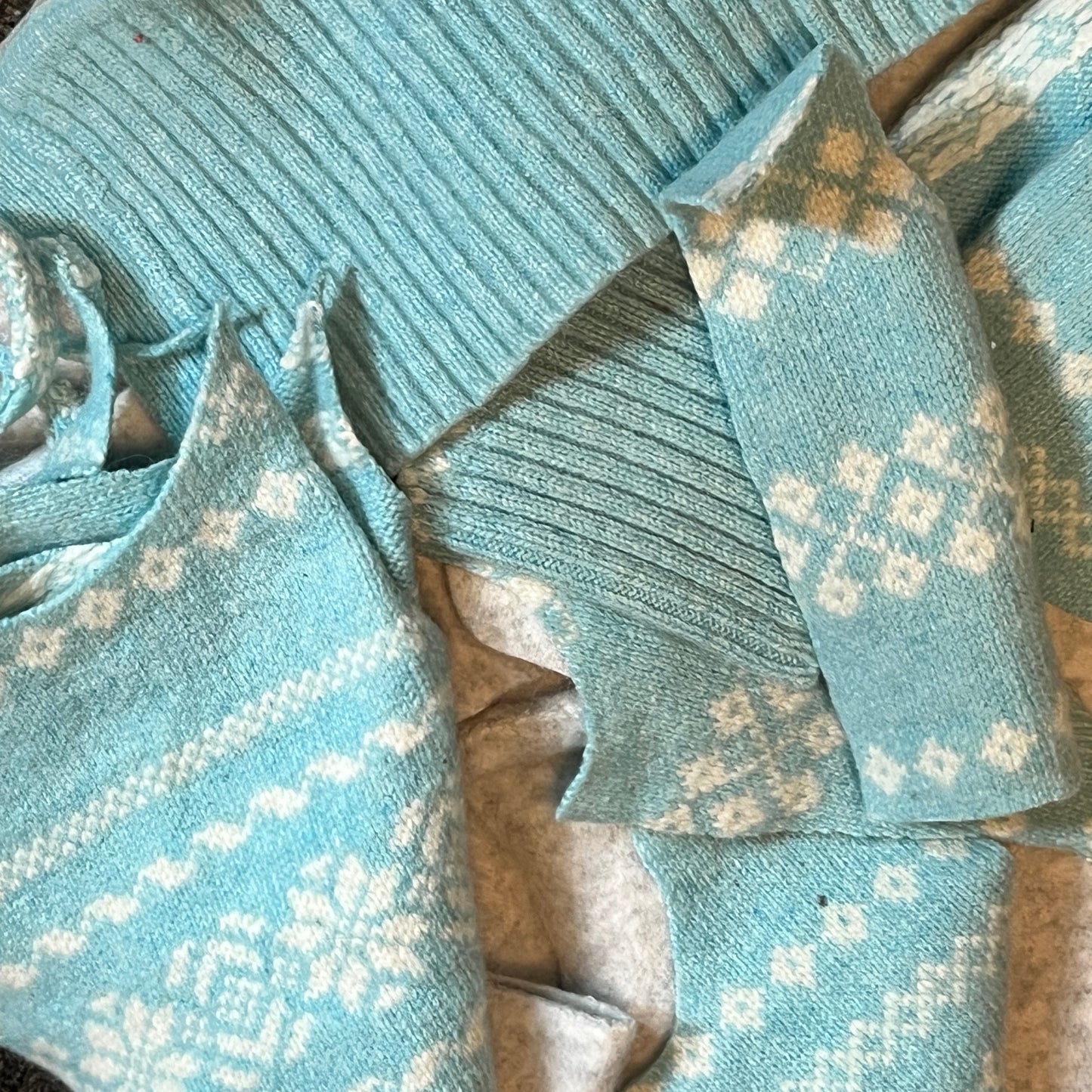 Vault Find: 2.5 lbs Merino & Wool Felted Sweater Scraps – Large Pieces for Cozy Mittens, Hats & Wool Crafts