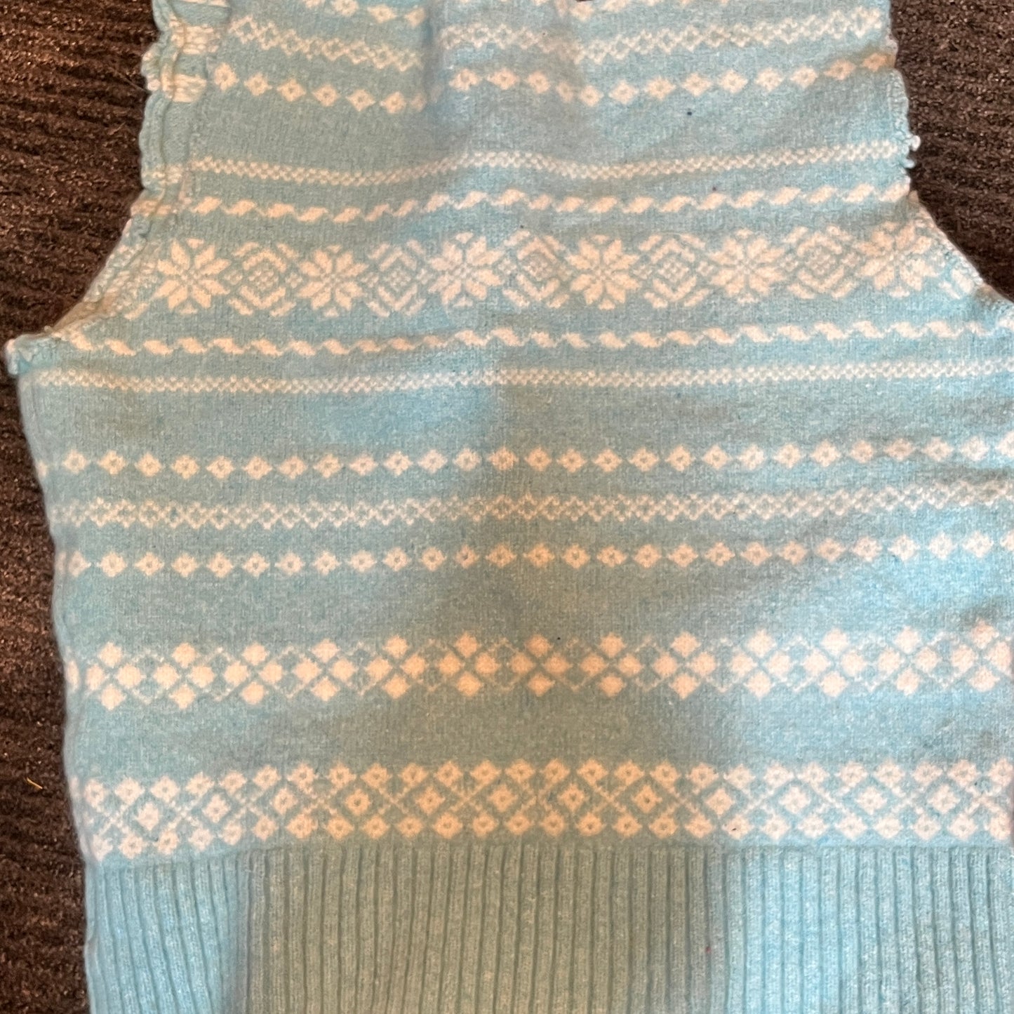 Vault Find: 2.5 lbs Merino & Wool Felted Sweater Scraps – Large Pieces for Cozy Mittens, Hats & Wool Crafts