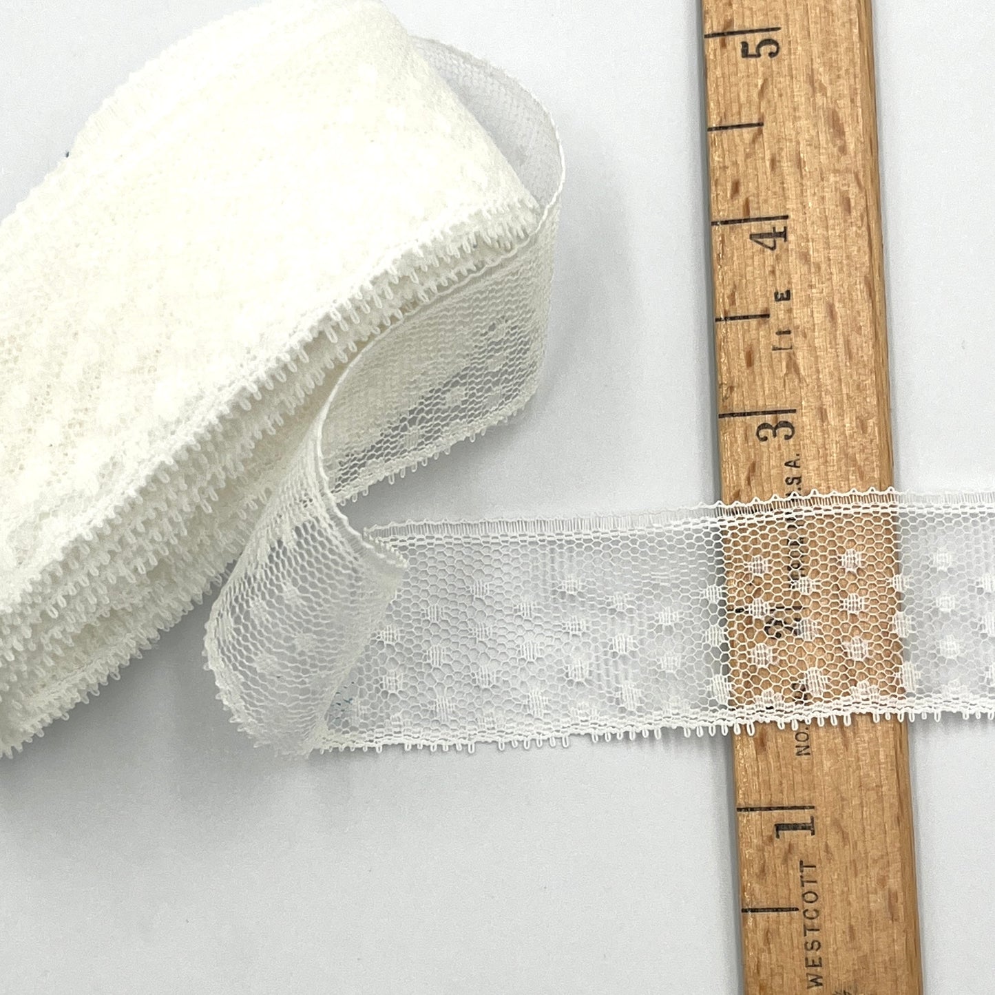 11 Yards White Flat Dotted Lace Trim,  1" Wide