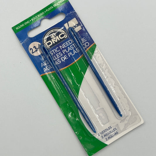 2 Plastic Needles