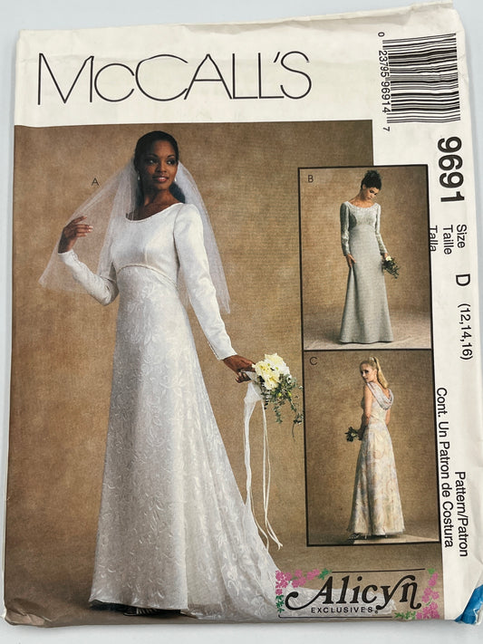 McCall/s 9691 Pattern